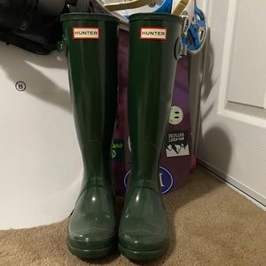Green Hunter boots. Never worn.